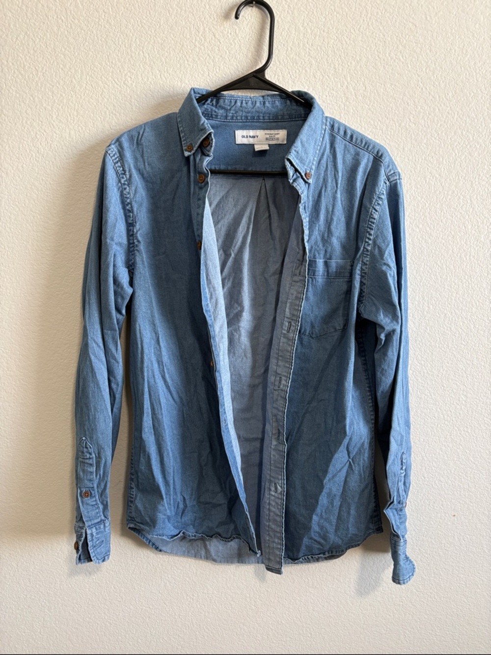 Old Navy Men's Light Blue Denim Button-Down Shirt